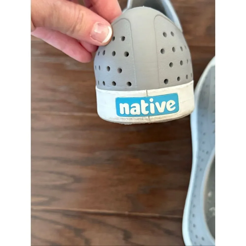 Native Jefferson Women’s Gray Slip on Shoes size 9 - Picture 4 of 5